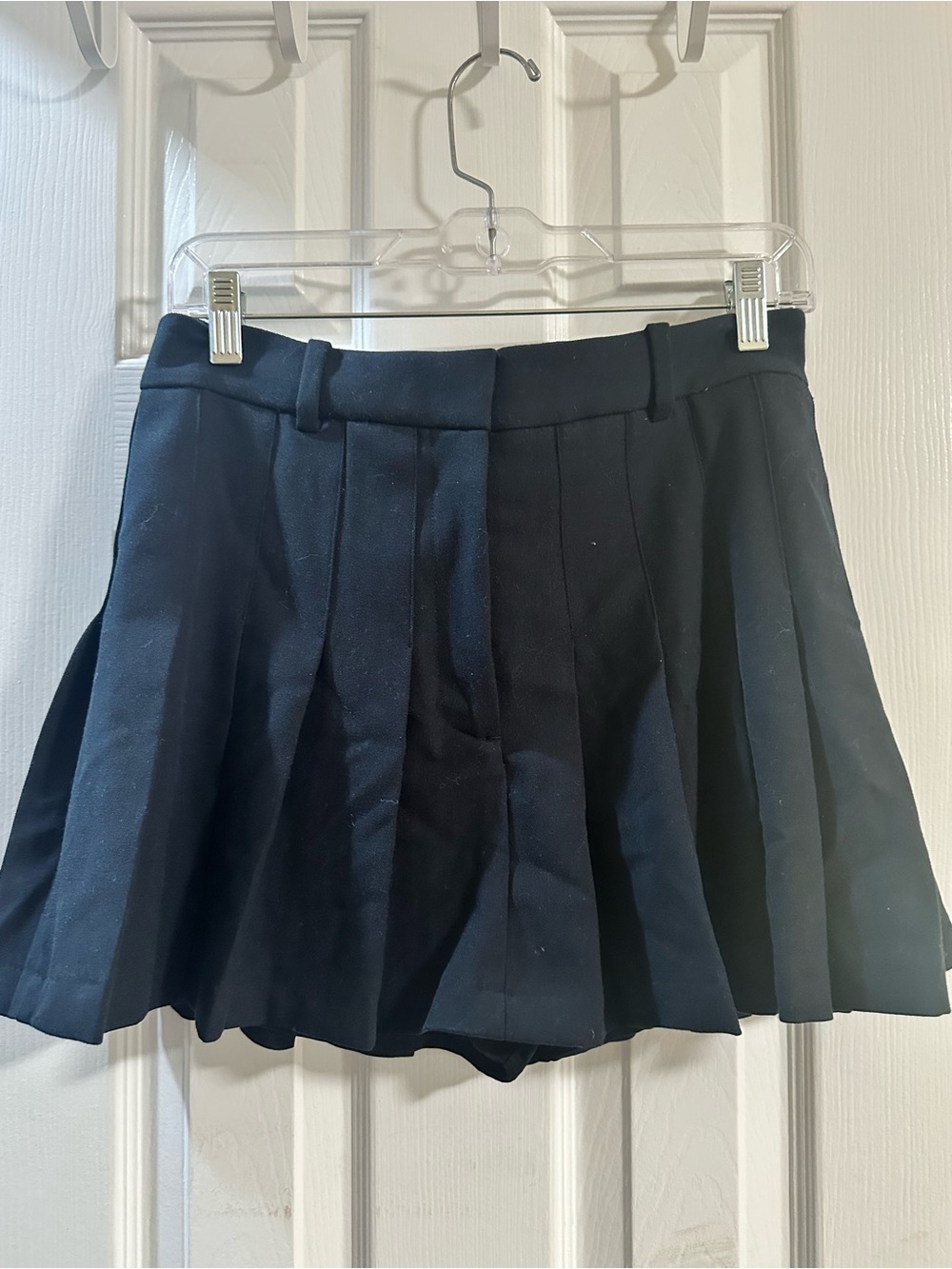Women's Pleated Mini Skirt - Black